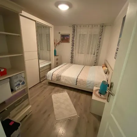 Voyage Appartamento La Courneuve